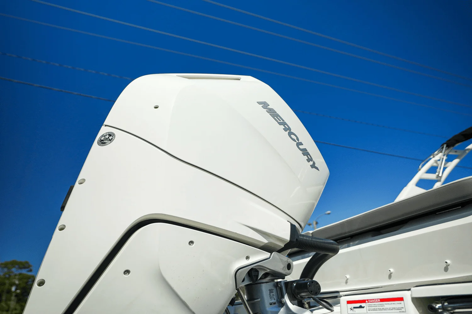 2025 Sea Ray SDX 270 Outboard Image Thumbnail #7