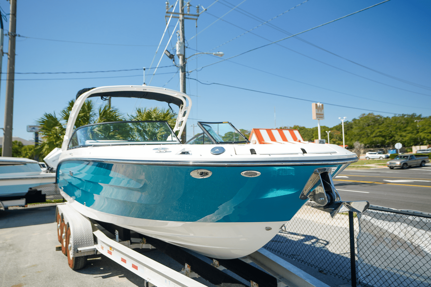 2025 Sea Ray SDX 270 Outboard Image Thumbnail #1