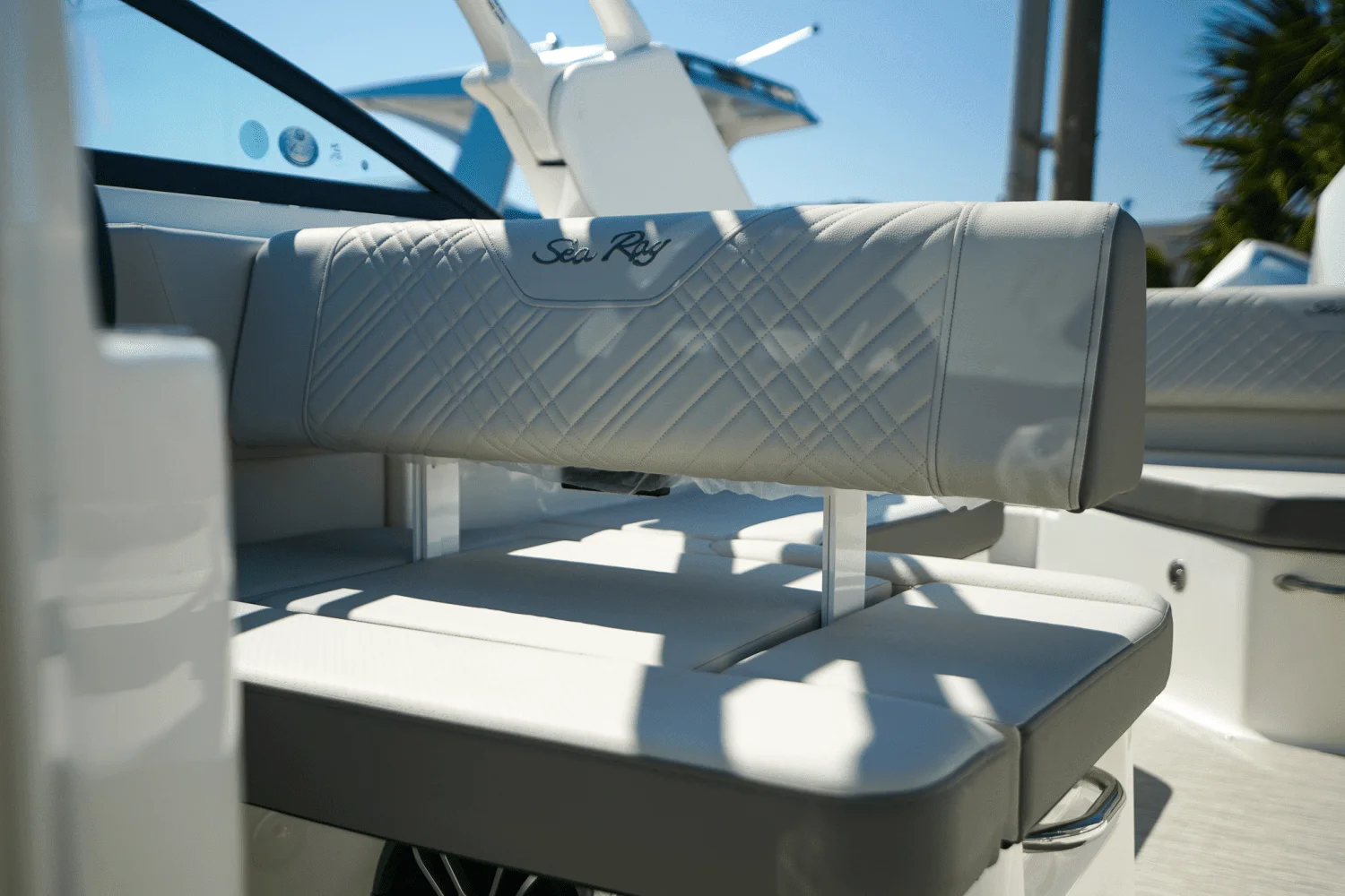 2025 Sea Ray SDX 270 Outboard Image Thumbnail #30