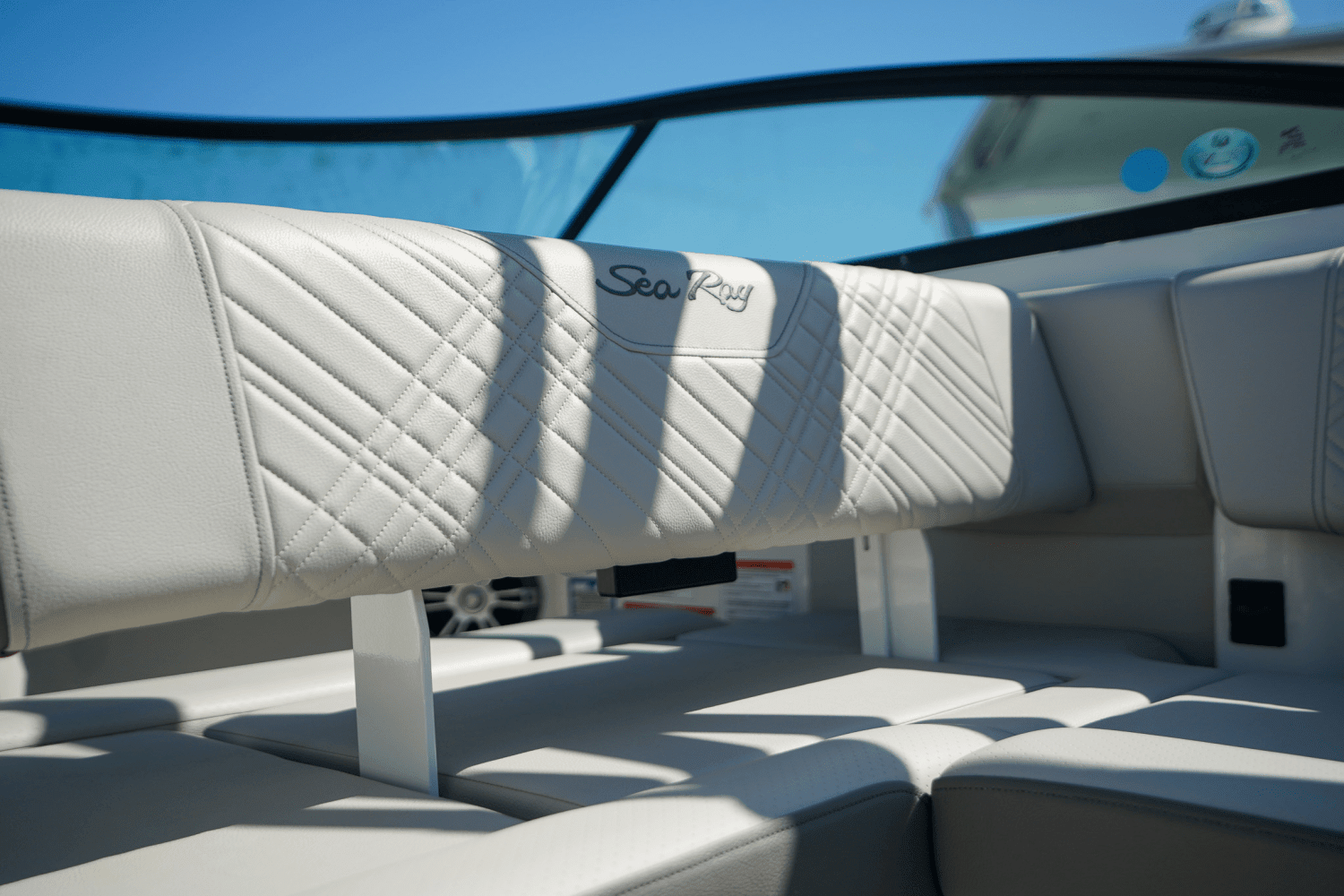 2025 Sea Ray SDX 270 Outboard Image Thumbnail #22