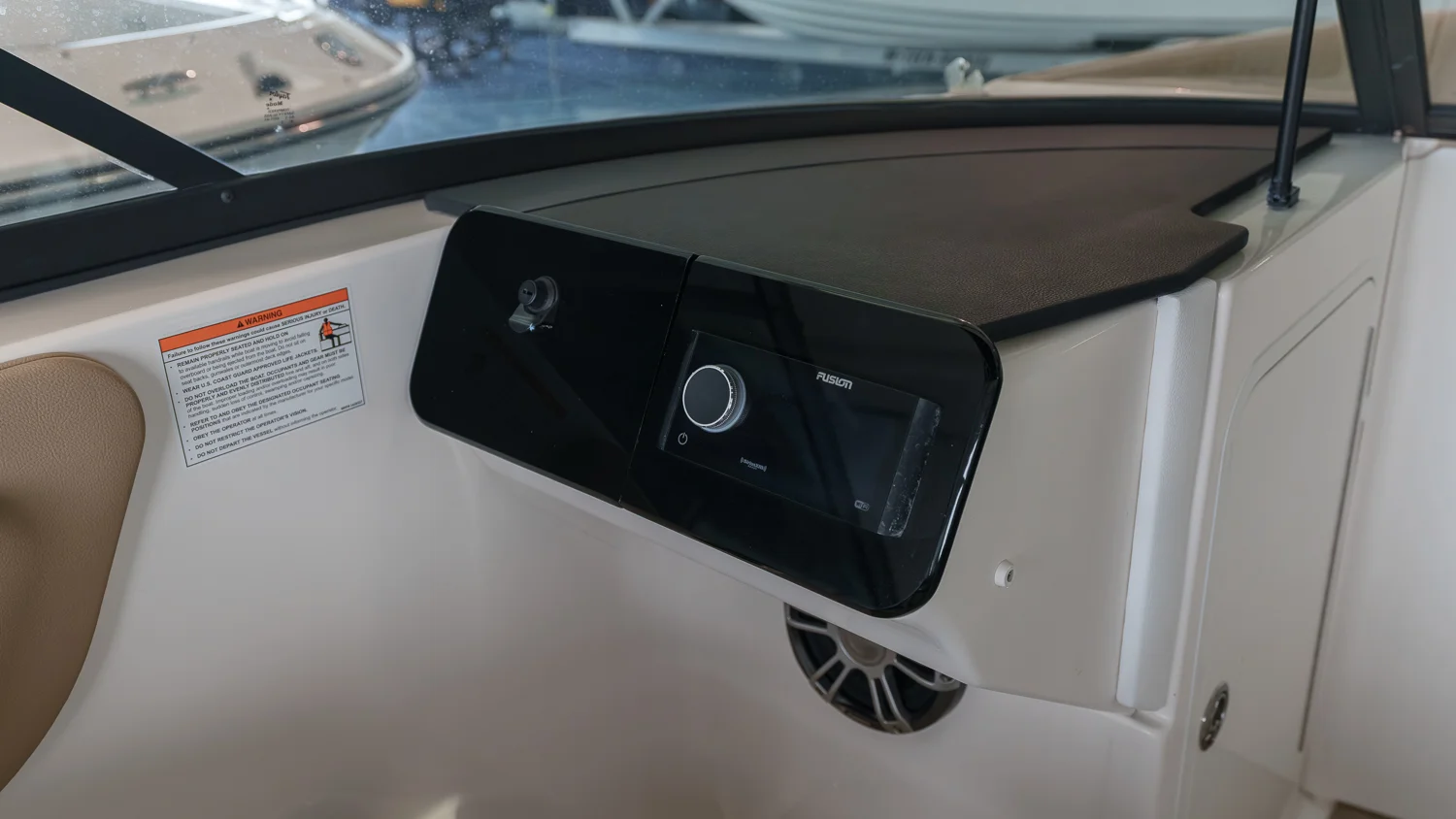 2025 Sea Ray SDX 270 Outboard Image Thumbnail #11