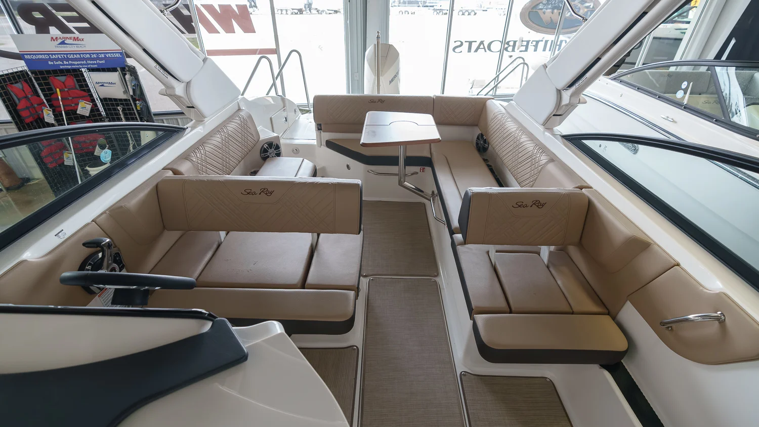 2025 Sea Ray SDX 270 Outboard Image Thumbnail #14