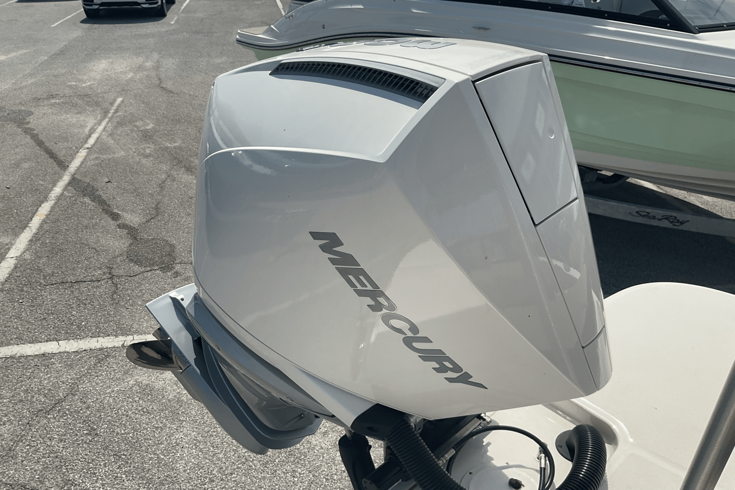 2025 Sea Ray SDX 270 Outboard Image Thumbnail #18