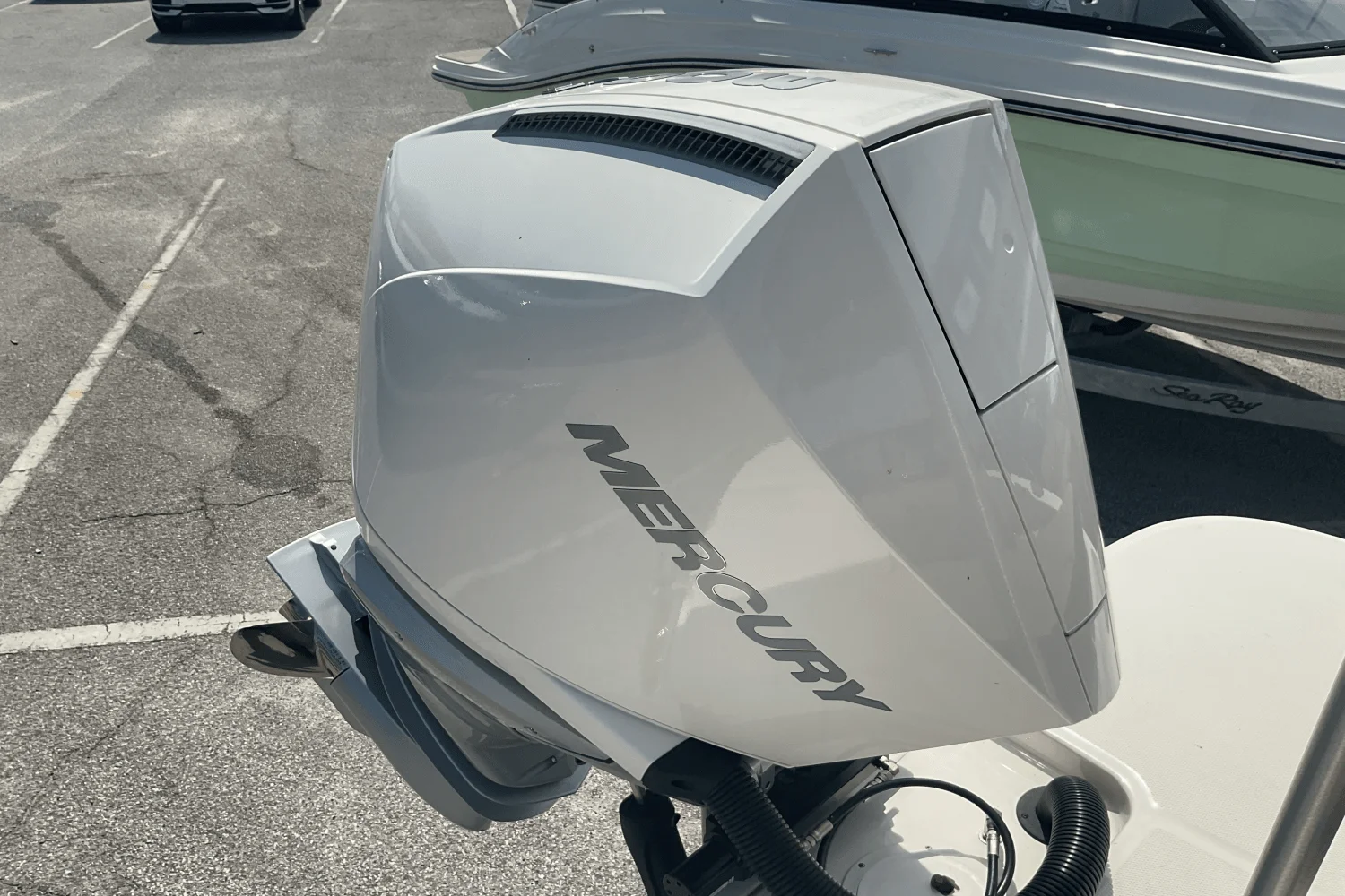 2025 Sea Ray SDX 270 Outboard Image Thumbnail #18