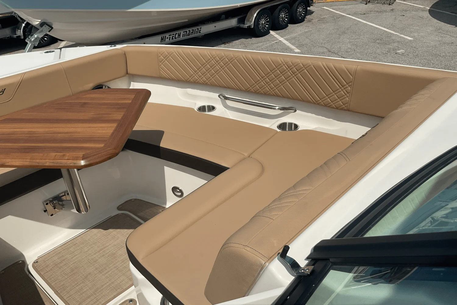 2025 Sea Ray SDX 270 Outboard Image Thumbnail #12