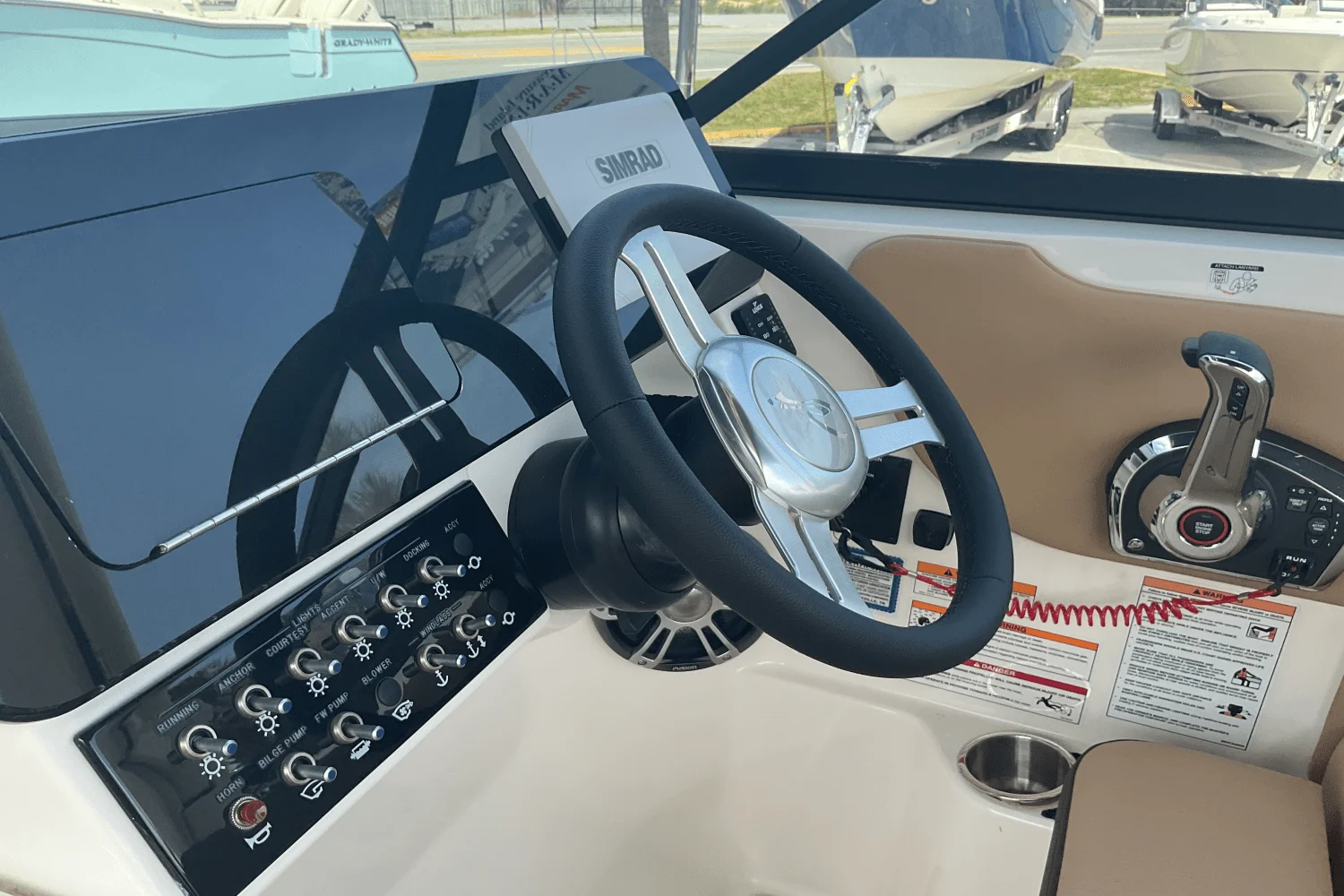 2025 Sea Ray SDX 270 Outboard Image Thumbnail #16