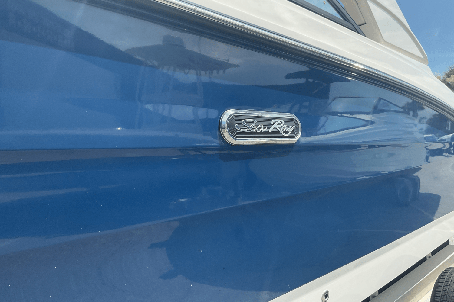 2025 Sea Ray SDX 270 Outboard Image Thumbnail #1