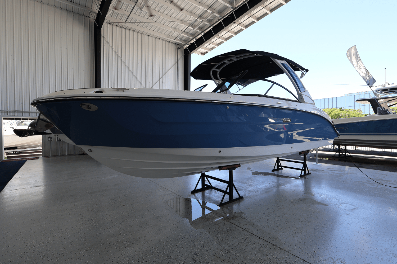 2025 Sea Ray SDX 270 Outboard Image Thumbnail #1