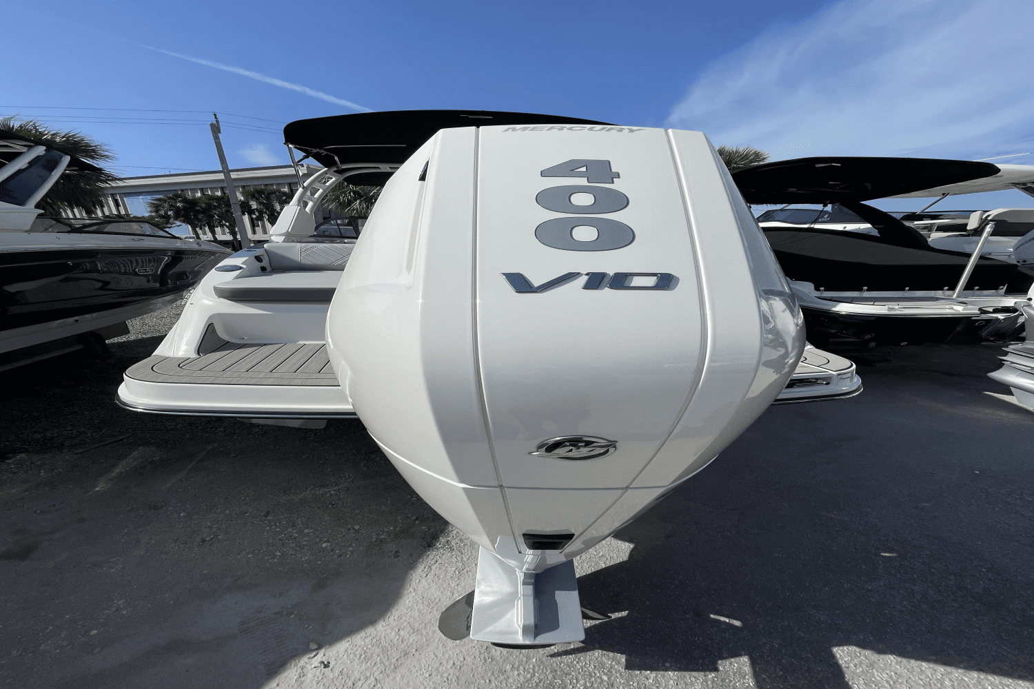 2025 Sea Ray SDX 270 Outboard Image Thumbnail #13