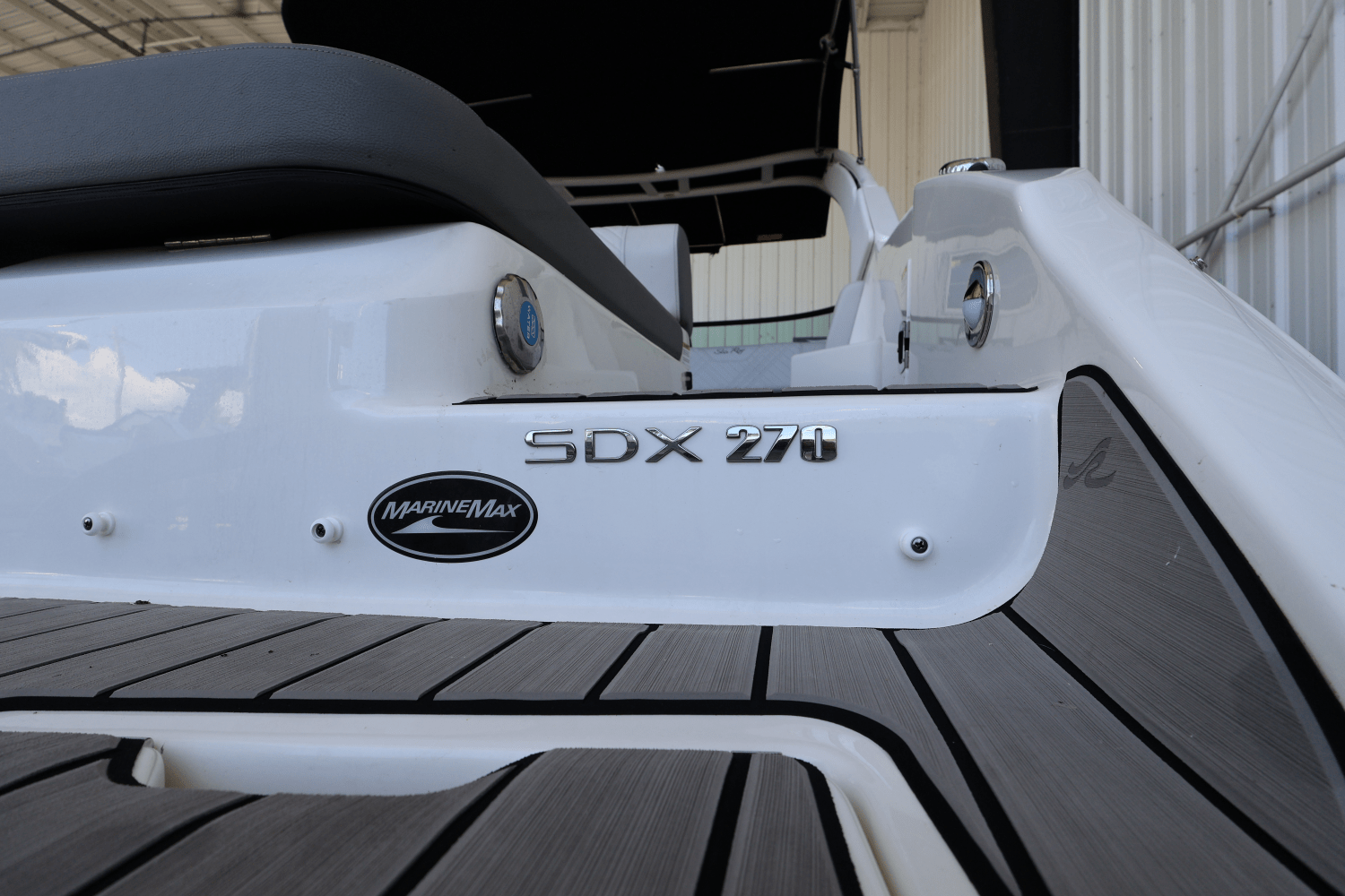 2025 Sea Ray SDX 270 Outboard Image Thumbnail #40