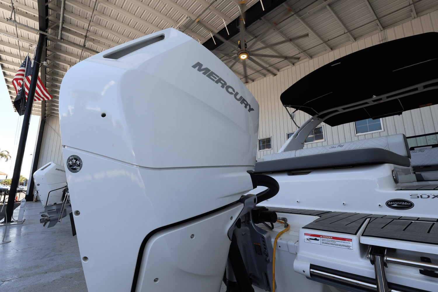 2025 Sea Ray SDX 270 Outboard Image Thumbnail #41