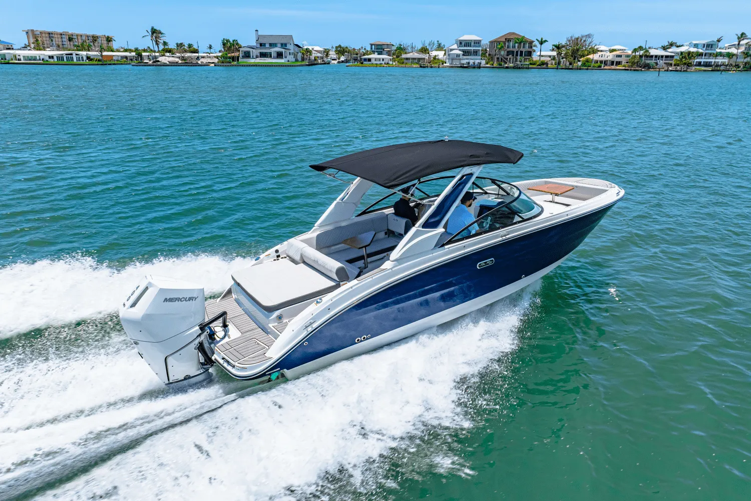 2025 Sea Ray SDX 270 Outboard Image Thumbnail #27