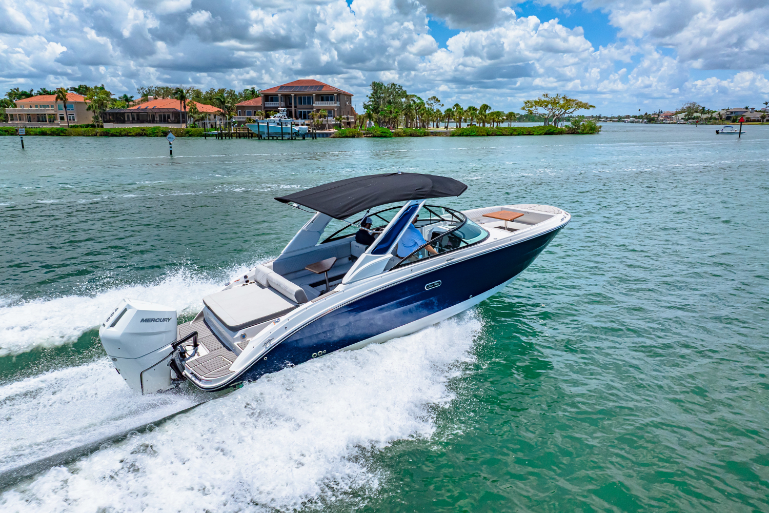 2025 Sea Ray SDX 270 Outboard Image Thumbnail #24