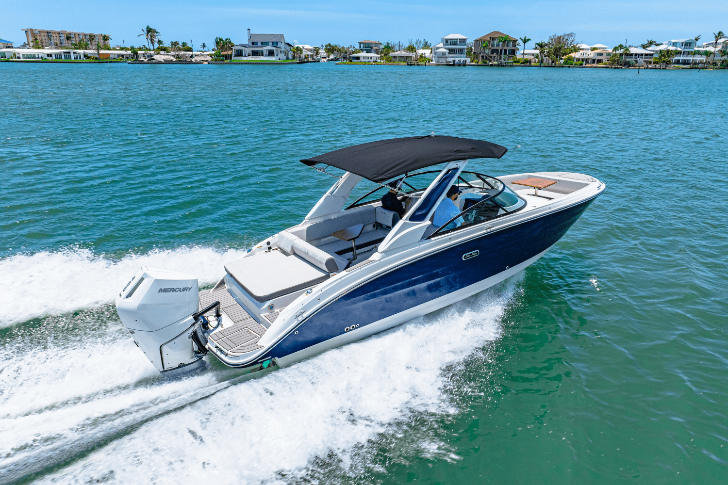 2025 Sea Ray SDX 270 Outboard Image Thumbnail #27