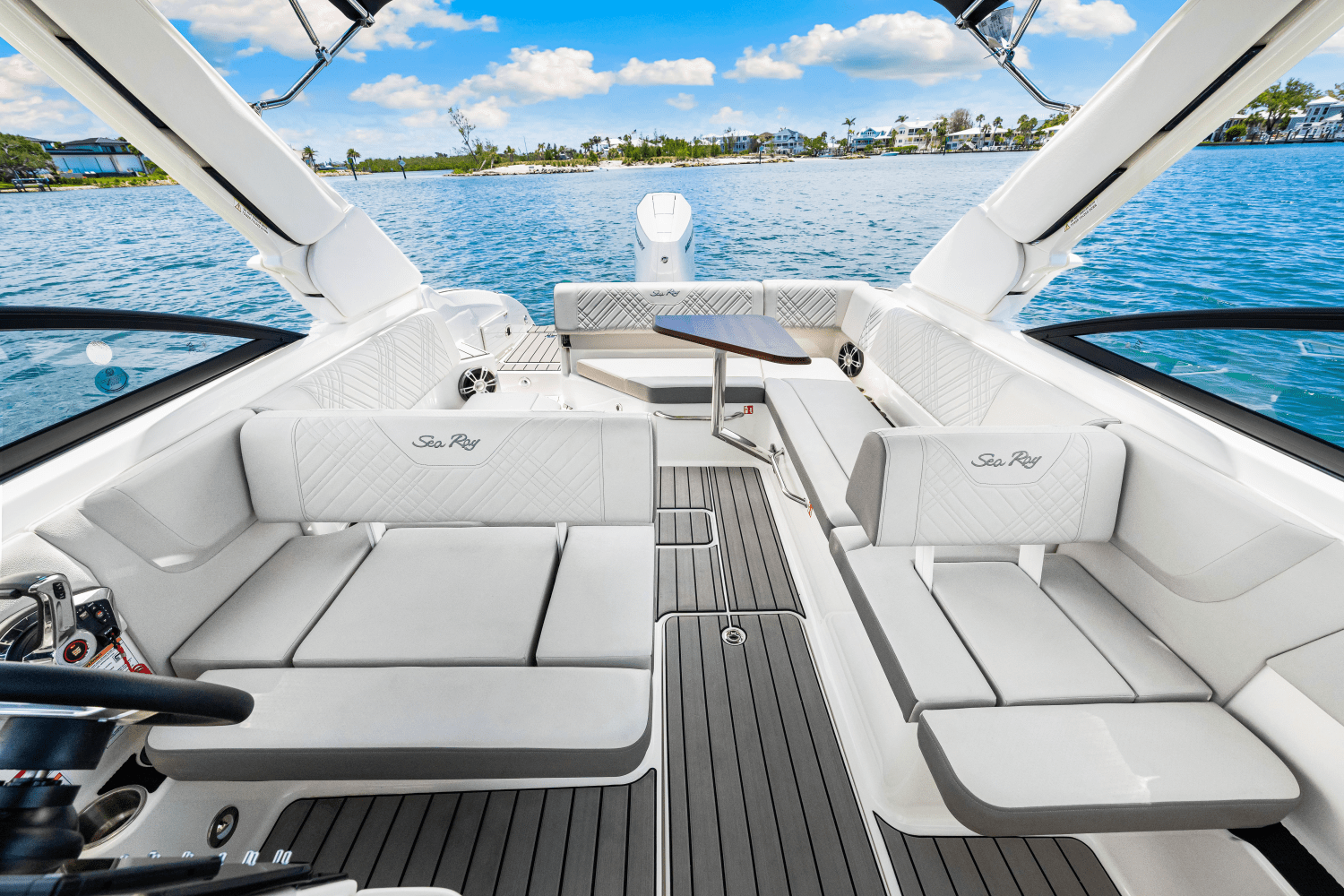 2025 Sea Ray SDX 270 Outboard Image Thumbnail #45