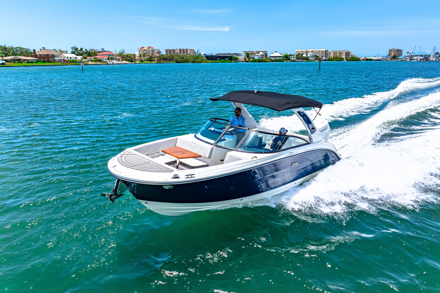 2025 Sea Ray SDX 270 Outboard Image Thumbnail #37