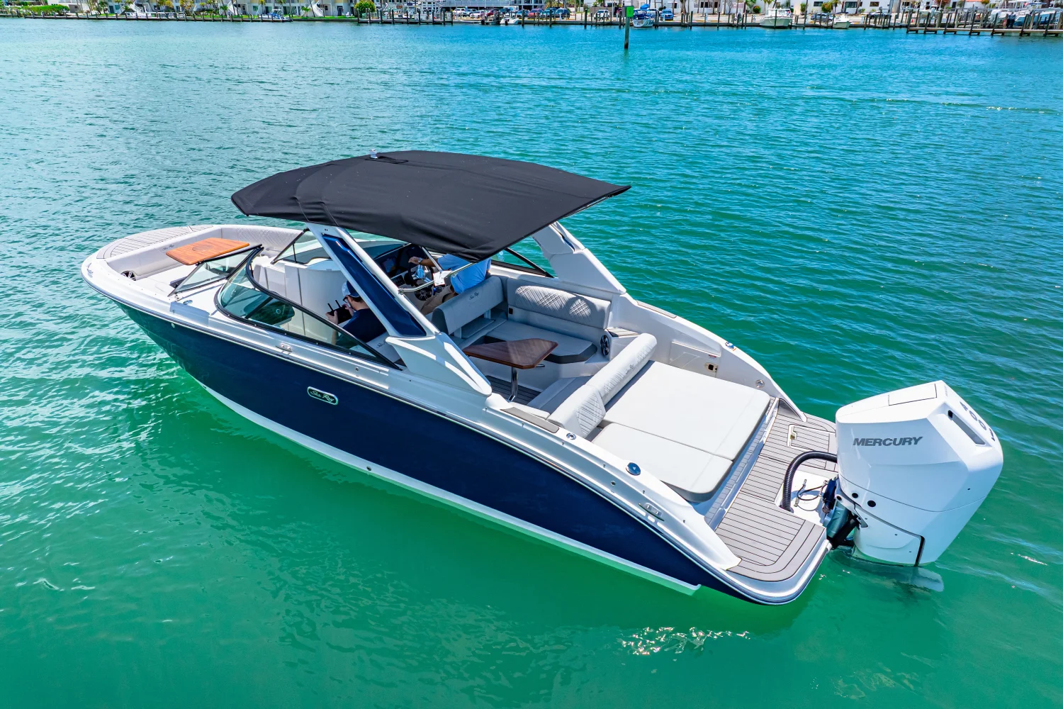 2025 Sea Ray SDX 270 Outboard Image Thumbnail #15