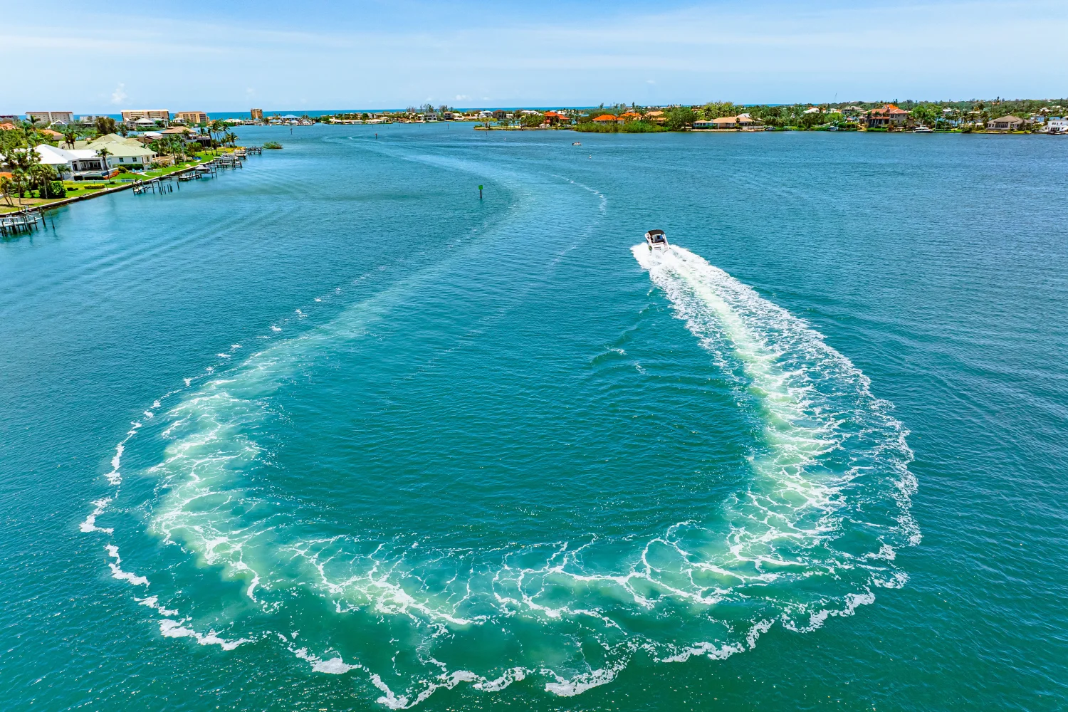 2025 Sea Ray SDX 270 Outboard Image Thumbnail #17