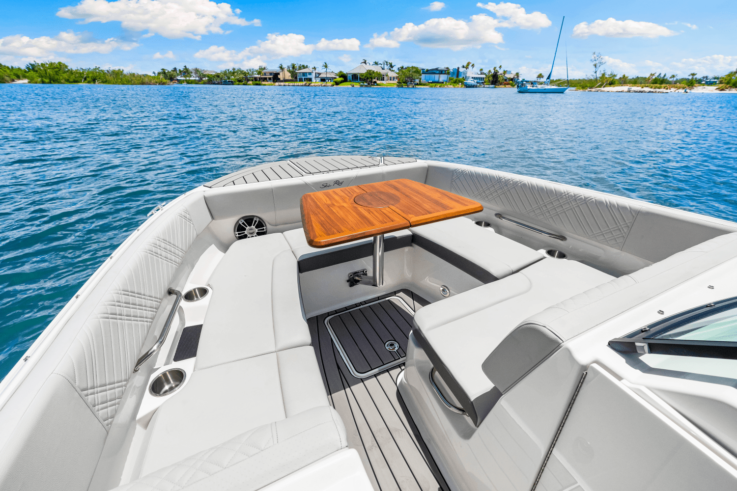 2025 Sea Ray SDX 270 Outboard Image Thumbnail #60