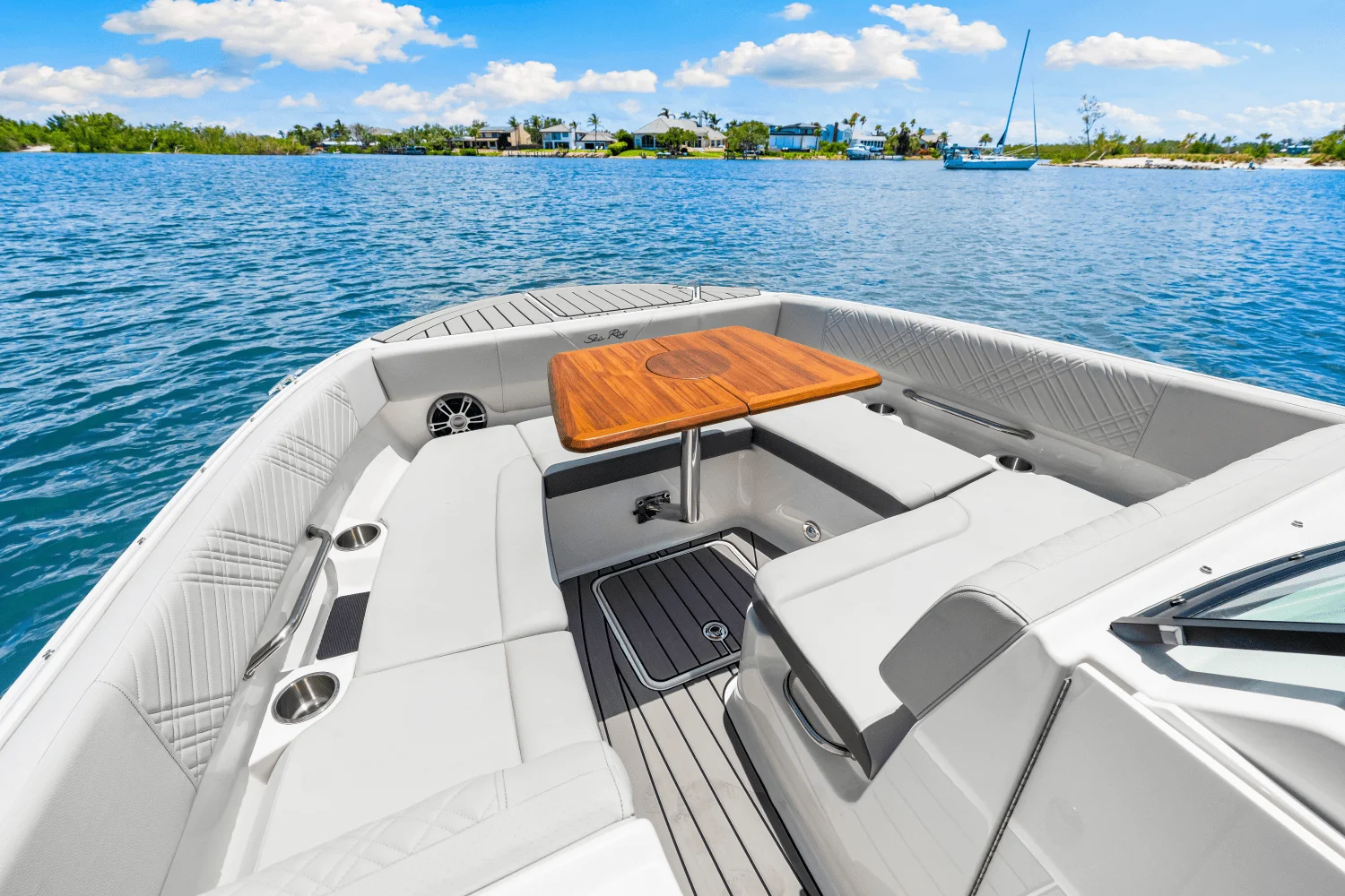 2025 Sea Ray SDX 270 Outboard Image Thumbnail #60