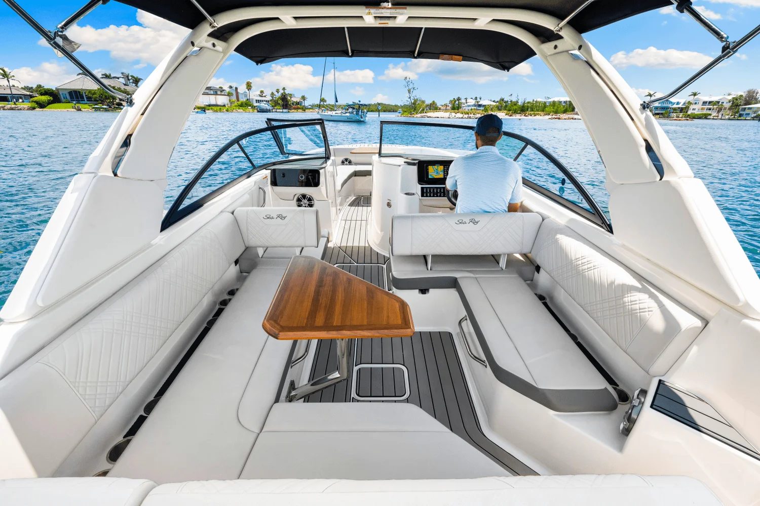 2025 Sea Ray SDX 270 Outboard Image Thumbnail #43