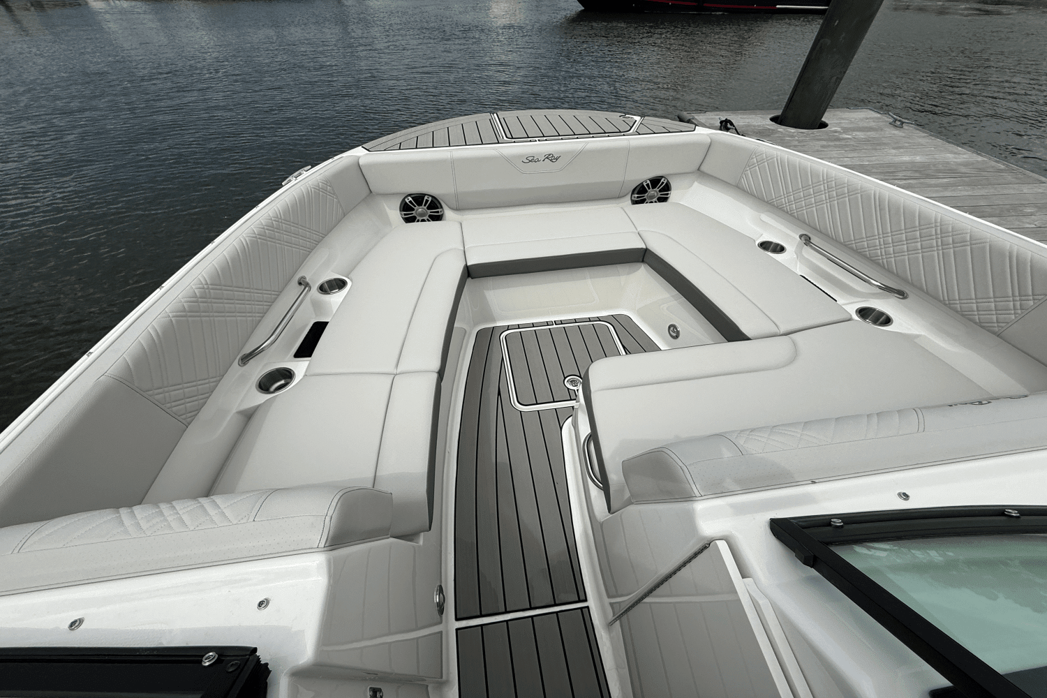2025 Sea Ray SDX 270 Outboard Image Thumbnail #25