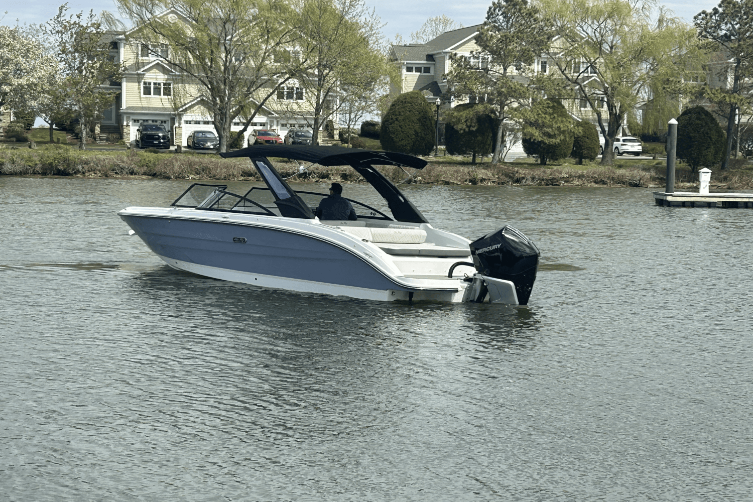 2025 Sea Ray SDX 270 Outboard Image Thumbnail #2