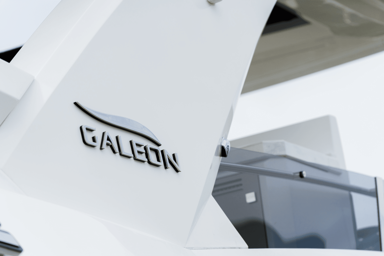 2021 Galeon
                                                             680 Fly Image Thumbnail #19