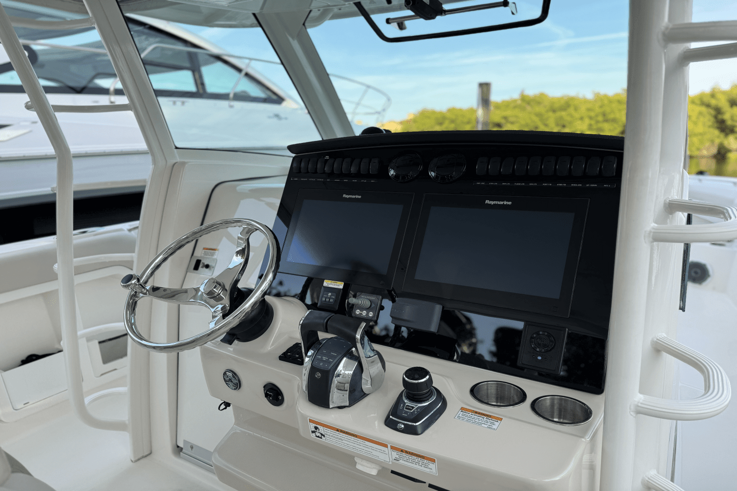 2018 Boston Whaler 380 Outrage Image Thumbnail #24