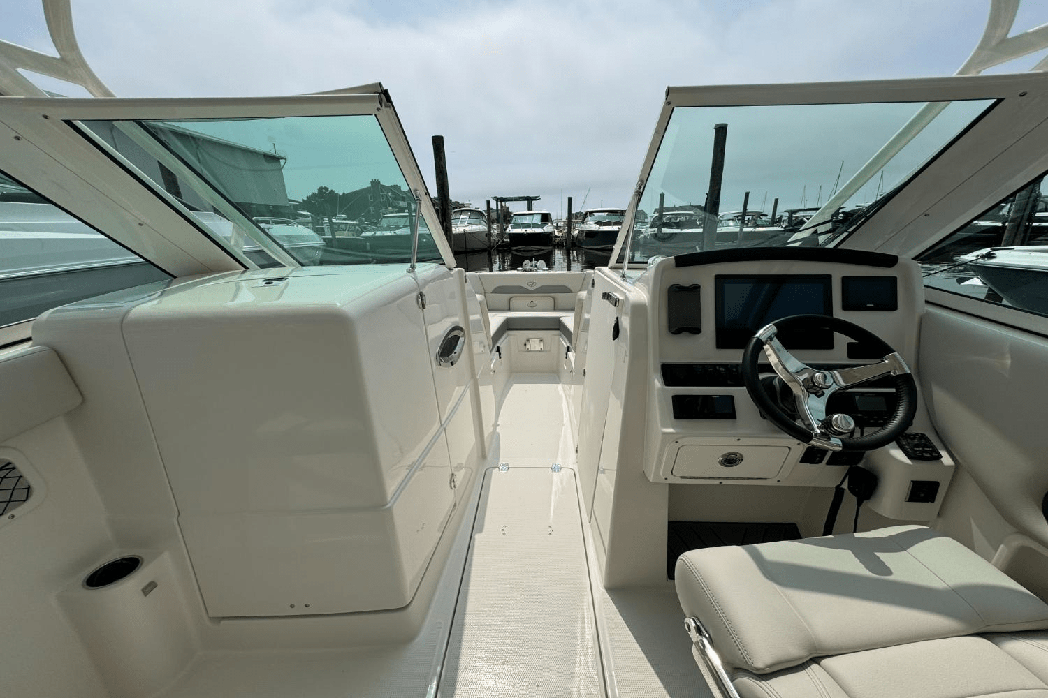 2025 Sailfish 245 DC Image Thumbnail #35