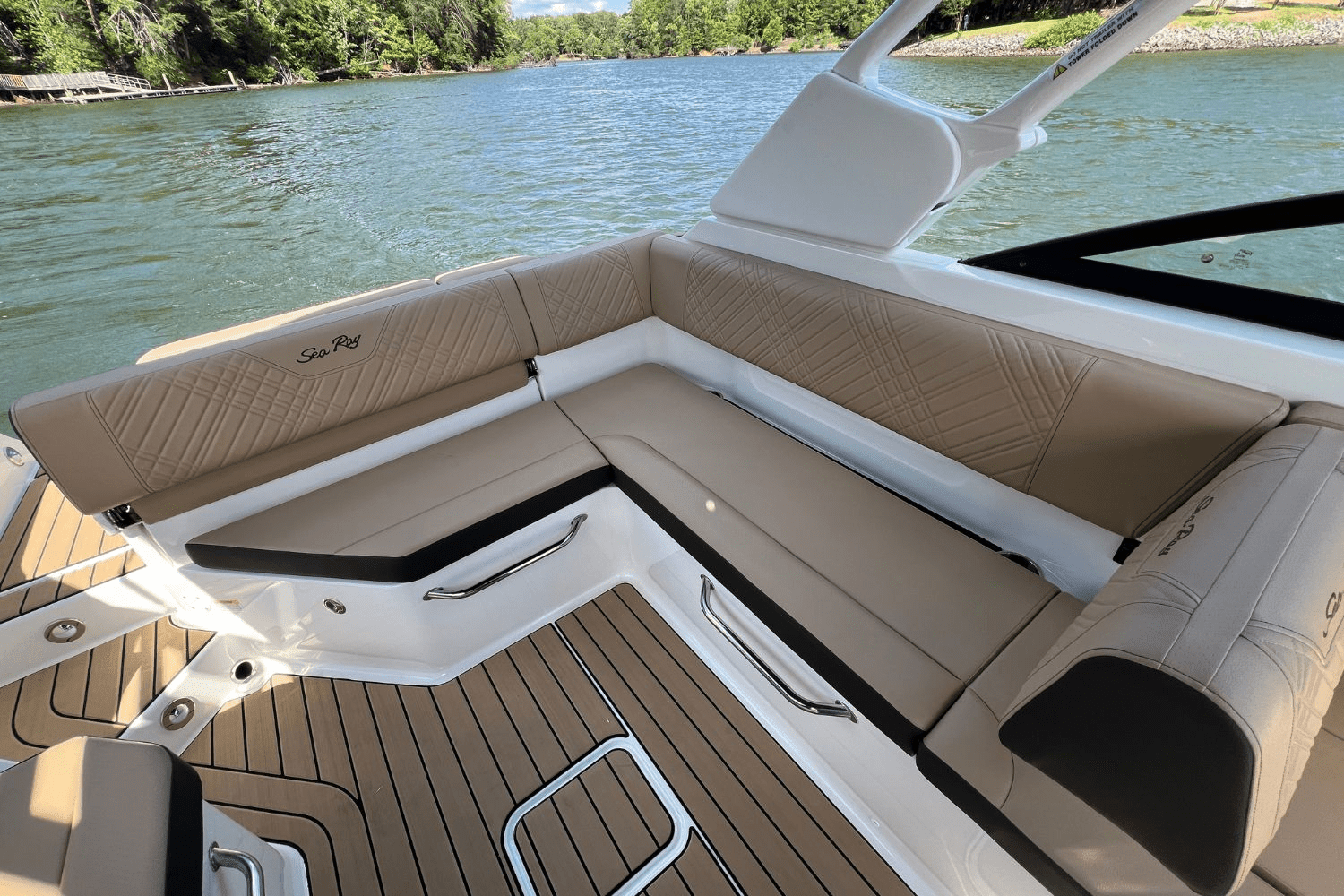 2025 Sea Ray 250 SDX Image Thumbnail #15