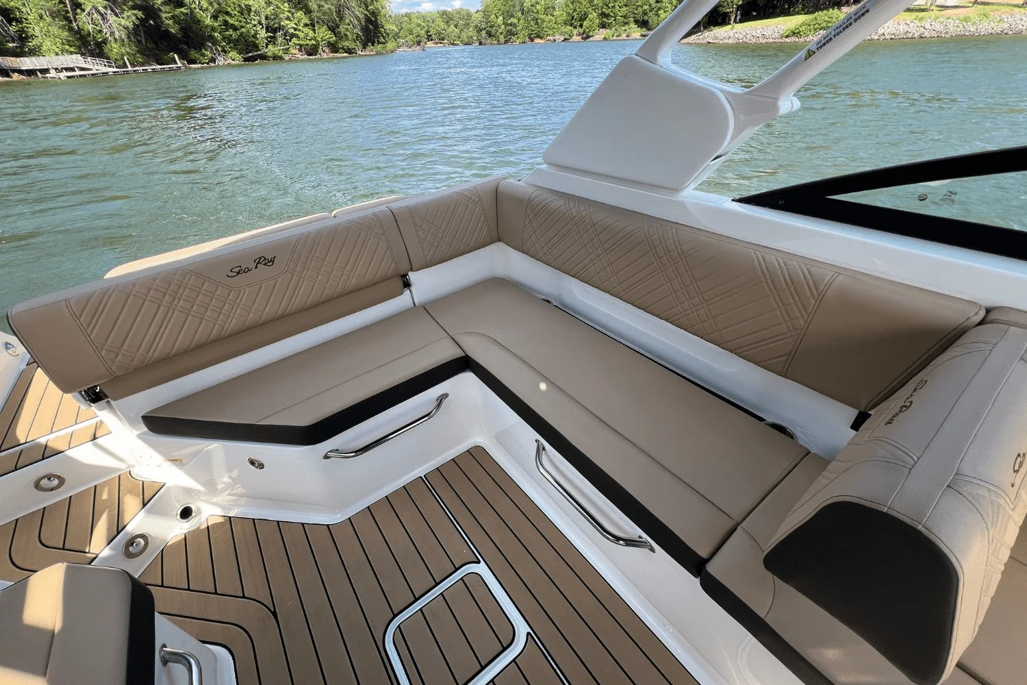 2025 Sea Ray 250 SDX Image Thumbnail #15