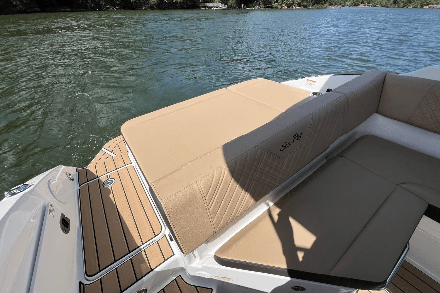 2025 Sea Ray 250 SDX Image Thumbnail #7