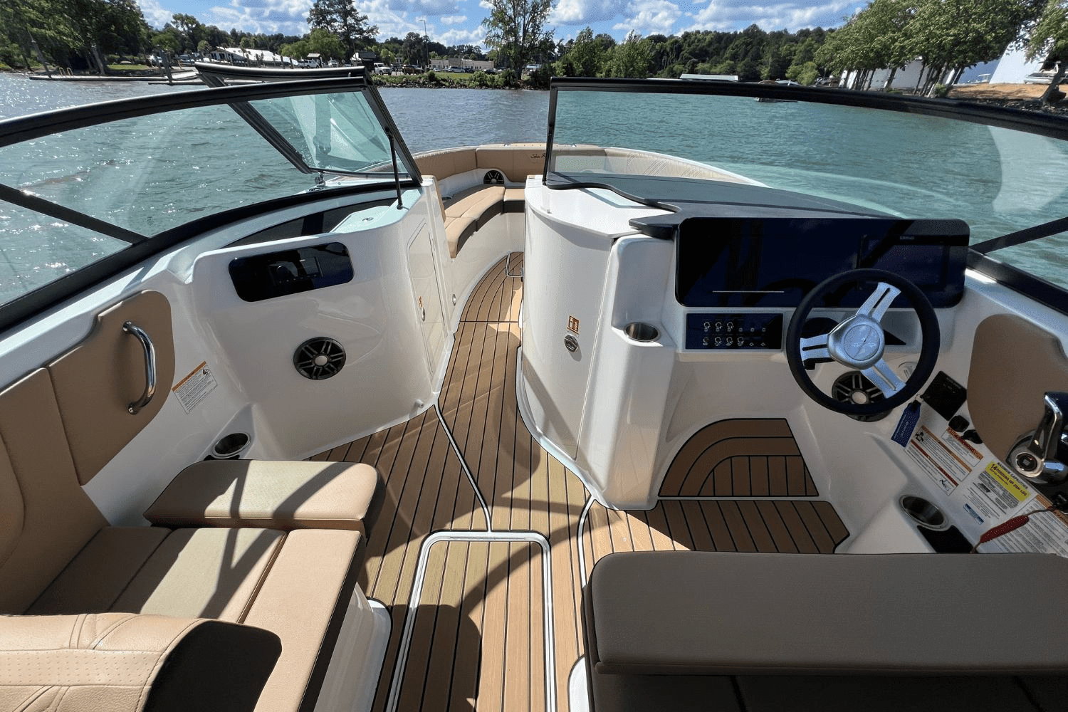 2025 Sea Ray 250 SDX Image Thumbnail #20