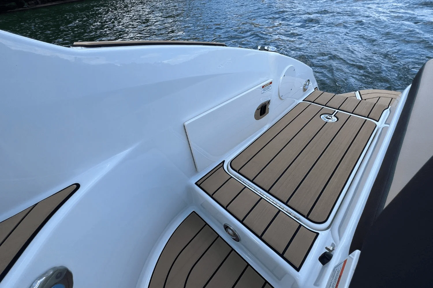 2025 Sea Ray 250 SDX Image Thumbnail #11