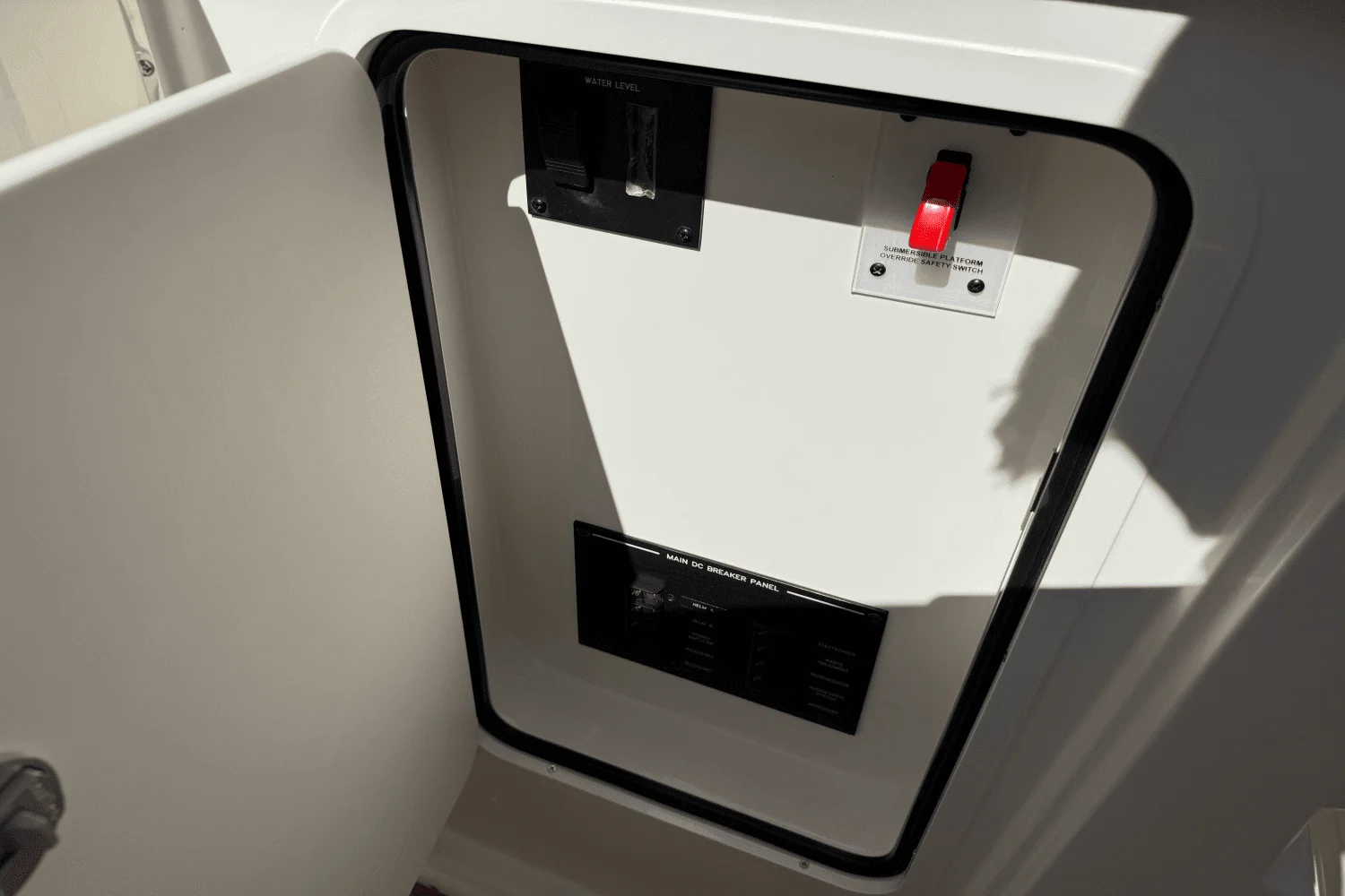 2025 Sea Ray SLX 310 Image Thumbnail #22