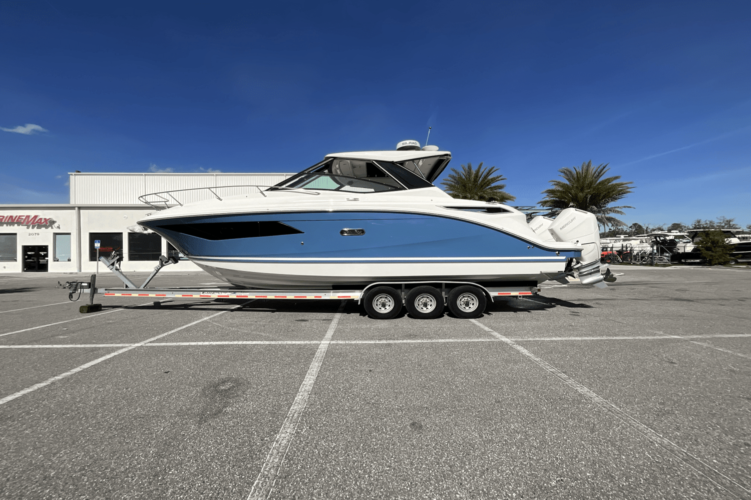 2025 Sea Ray Sundancer 320 Outboard Image Thumbnail #6