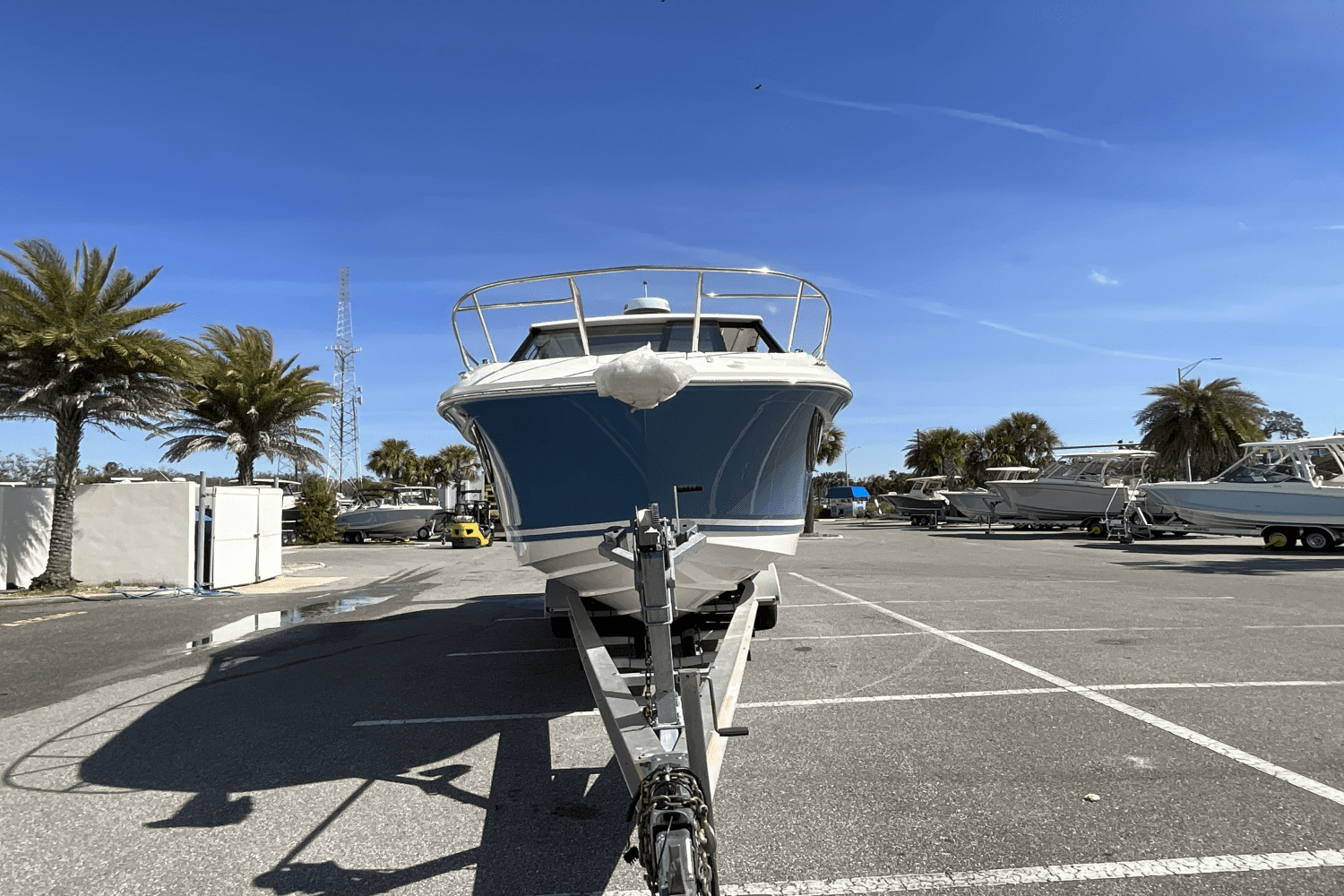 2025 Sea Ray Sundancer 320 Outboard Image Thumbnail #4