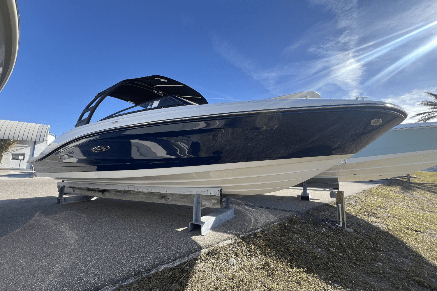 2025 Sea Ray SPX 230 Outboard Image Thumbnail #1