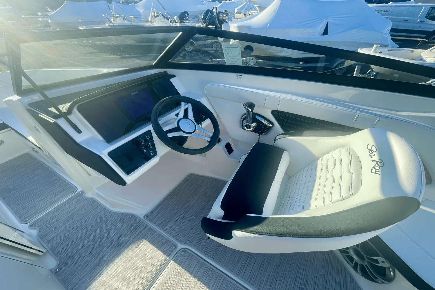2025 Sea Ray SPX 230 Outboard Image Thumbnail #14