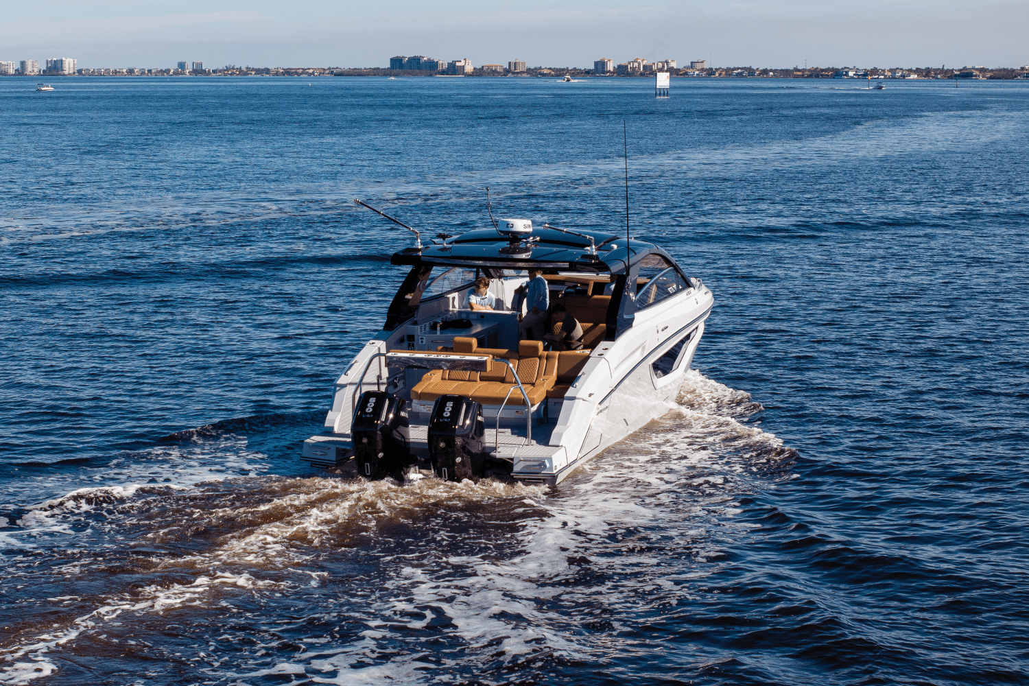 2025 Cruisers Yachts 42 GLS Outboard Image Thumbnail #2