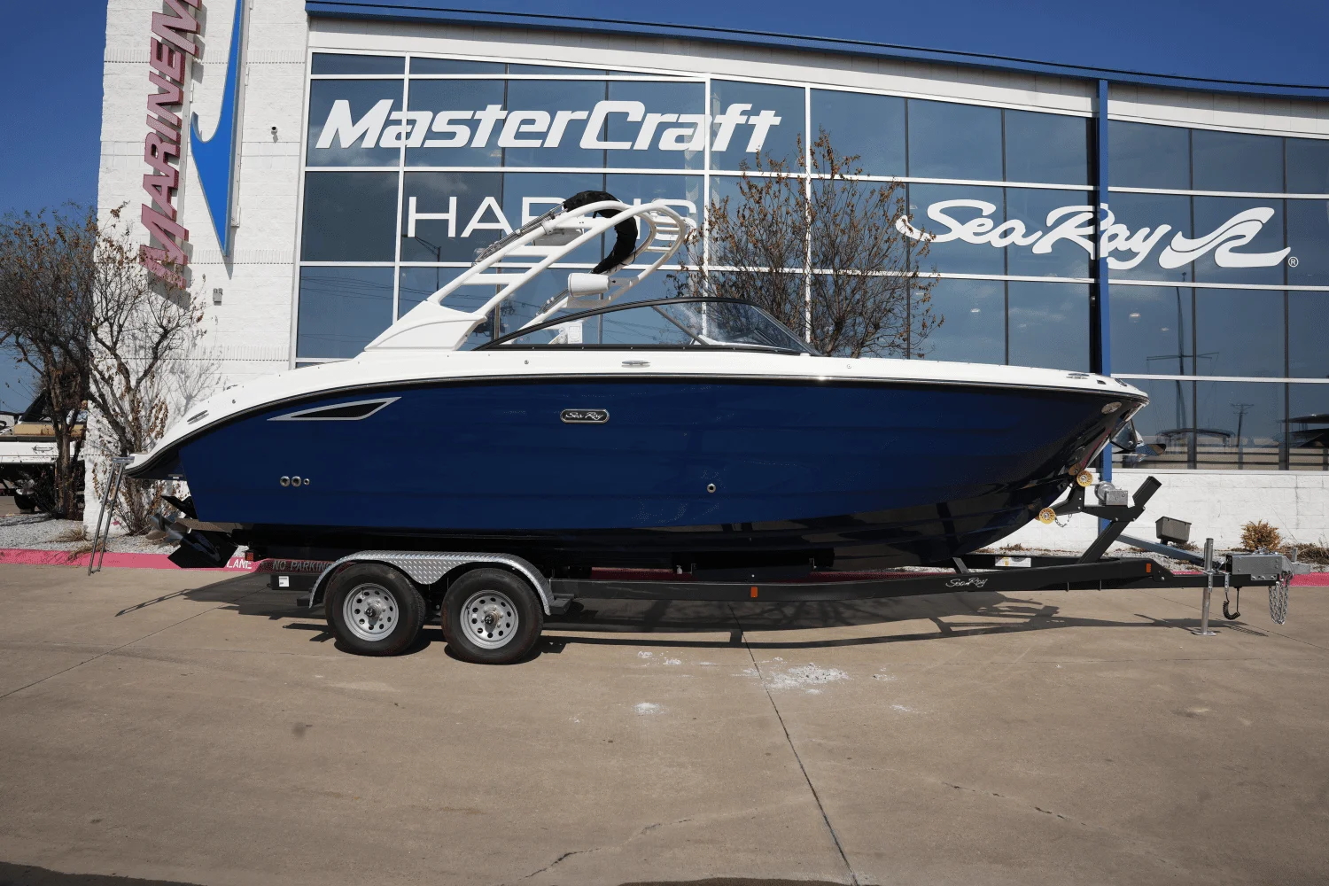 2025 Sea Ray SDX 270 Image Thumbnail #0