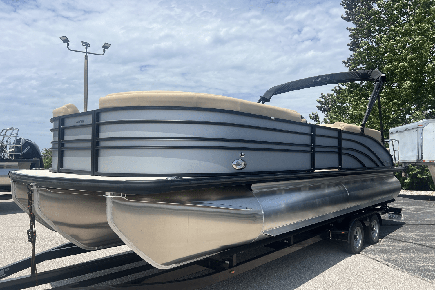 2025 Harris 230 Sunliner Image Thumbnail #4