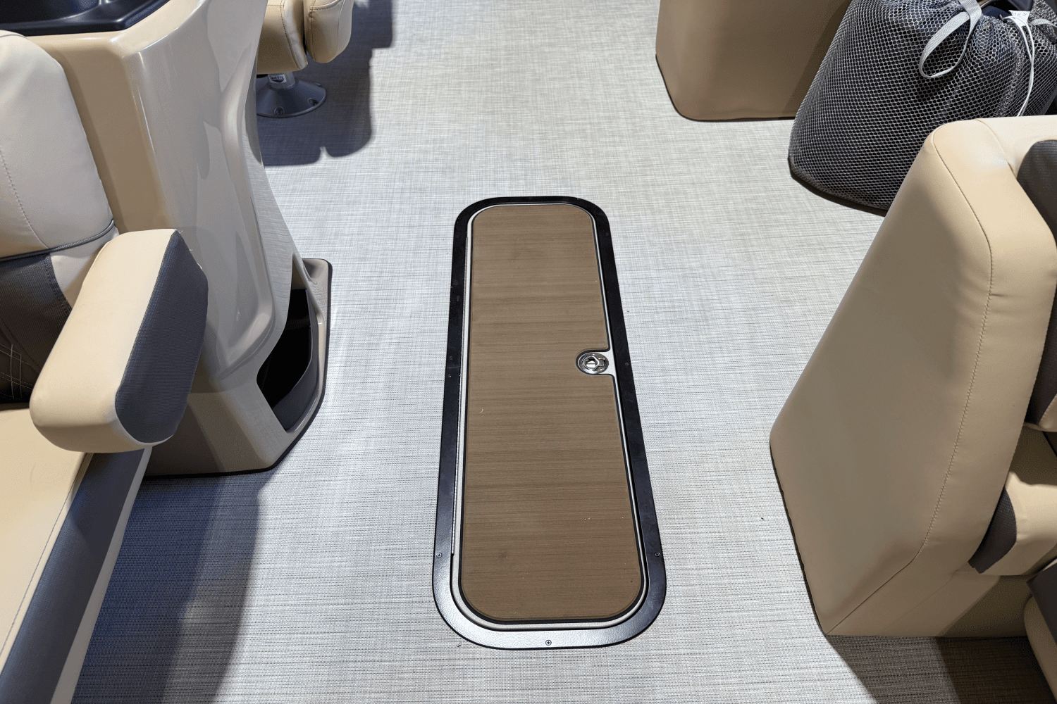 2025 Harris 230 Sunliner Image Thumbnail #19