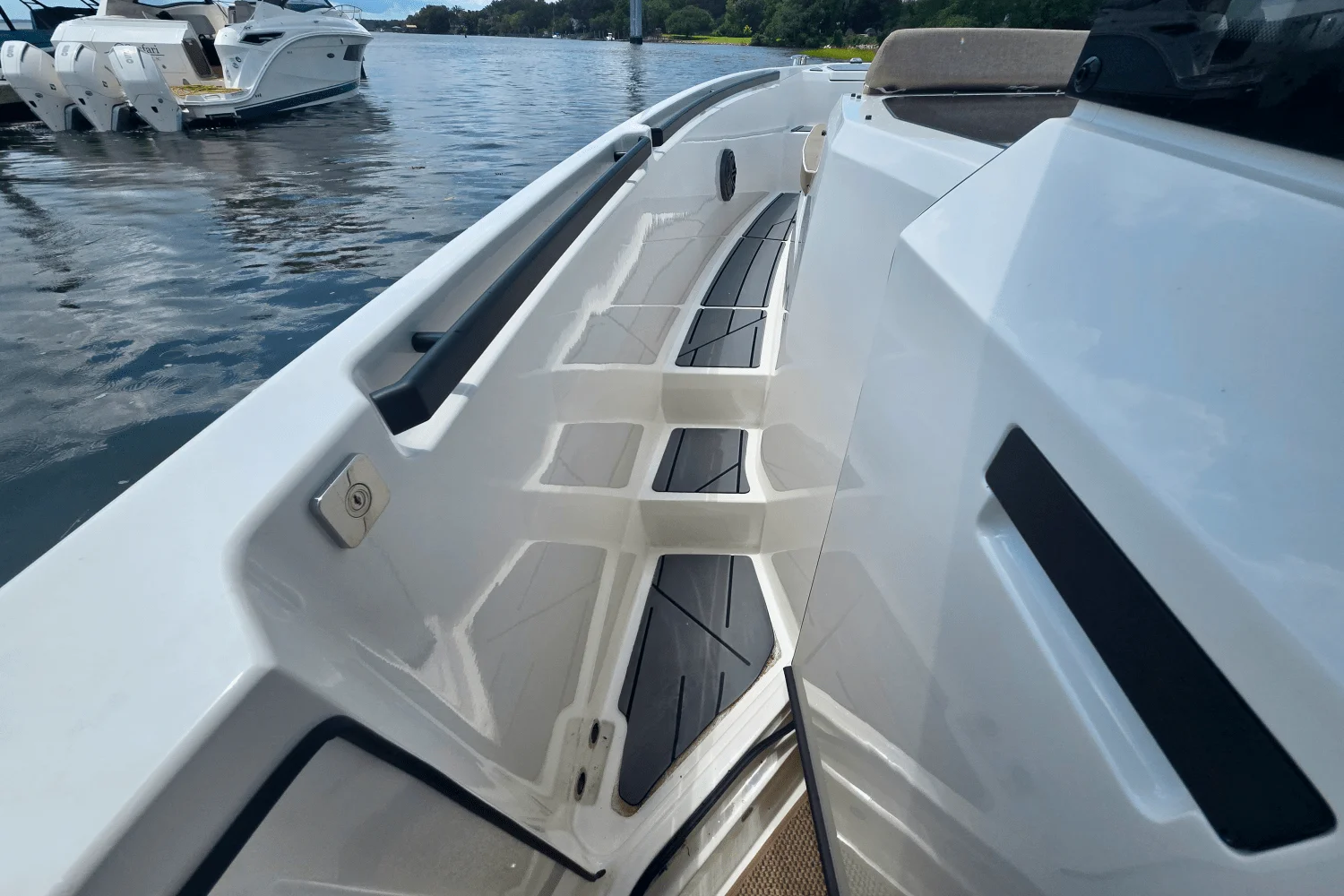 2025 Saxdor 320 GTC Image Thumbnail #42