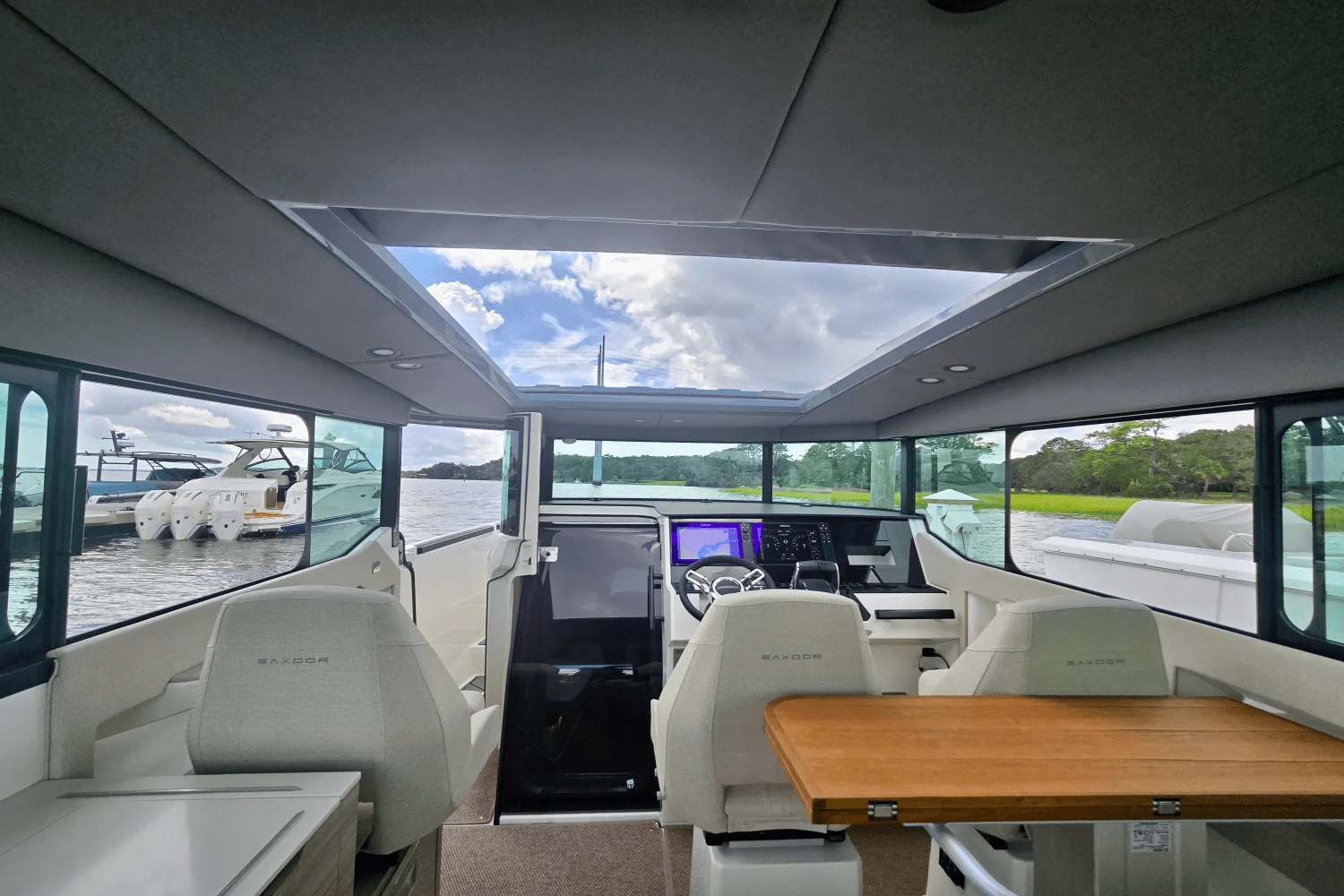 2025 Saxdor 320 GTC Image Thumbnail #28