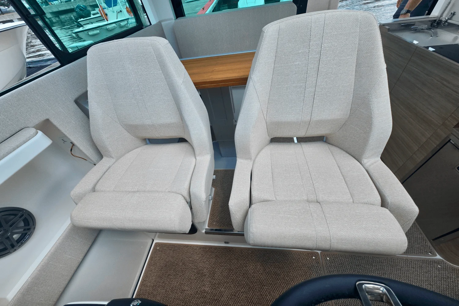 2025 Saxdor 320 GTC Image Thumbnail #30