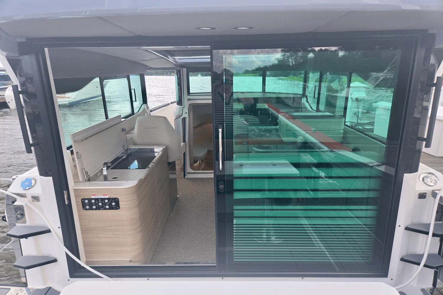 2025 Saxdor 320 GTC Image Thumbnail #15