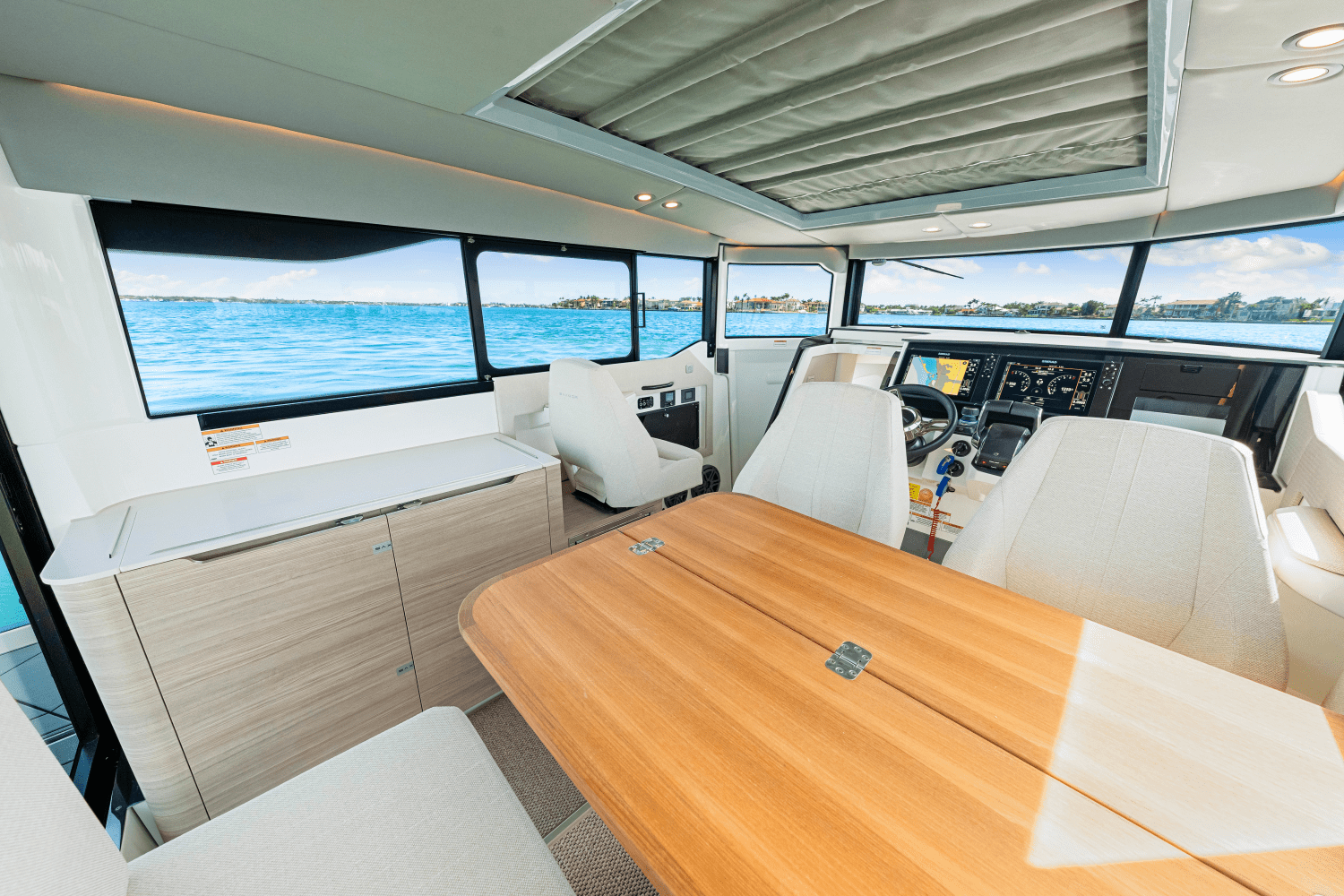 2025 Saxdor 320 GTC Image Thumbnail #45