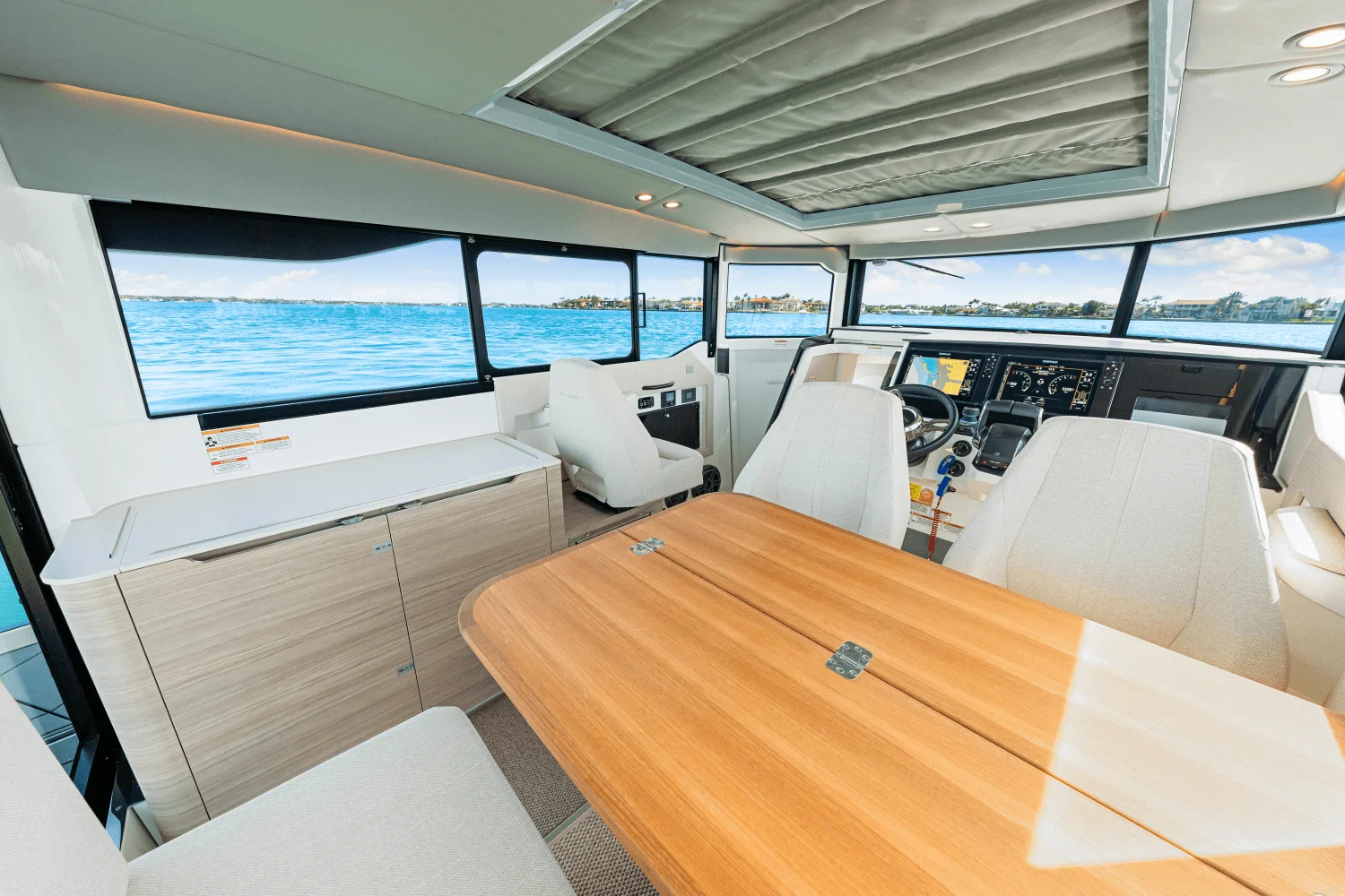 2025 Saxdor 320 GTC Image Thumbnail #45